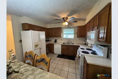 202 Vanessa Lane, Victoria, TX 77901 - Photo 13