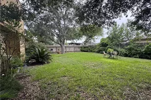 202 Vanessa Ln, Victoria, TX 77901 - Photo 23