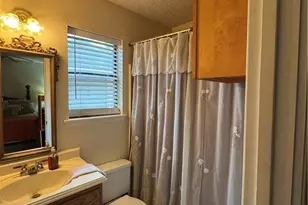 202 Vanessa Ln, Victoria, TX 77901 - Photo 11