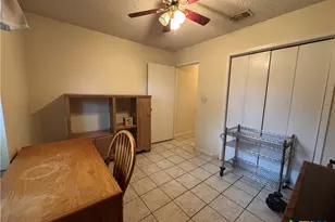 202 Vanessa Ln, Victoria, TX 77901 - Photo 17