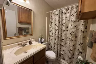 202 Vanessa Ln, Victoria, TX 77901 - Photo 17