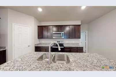 305 Clydesdale Lane, Nolanville, TX 76559 - Photo 5