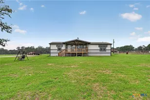 6072 Co Rd 122, Hallettsville, TX 77964 - Photo 29