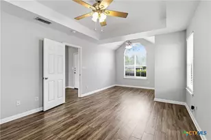 521 Woodlake Dr, Mcqueeney, TX 78123 - Photo 19