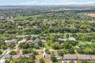 521 Woodlake Dr, Mcqueeney, TX 78123 - Photo 37