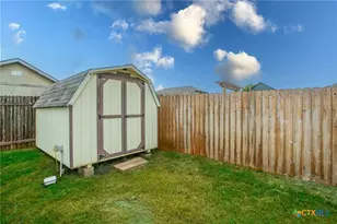 402 Kayla St, Troy, TX 76579 - Photo 25