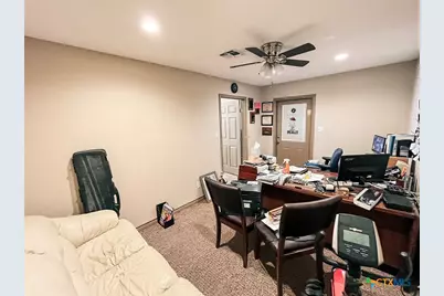504 E Warren Avenue, Victoria, TX 77901 - Photo 7