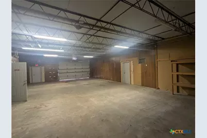 504 E Warren Avenue, Victoria, TX 77901 - Photo 15