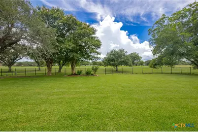213 Tracy Lane, Victoria, TX 77904 - Photo 33