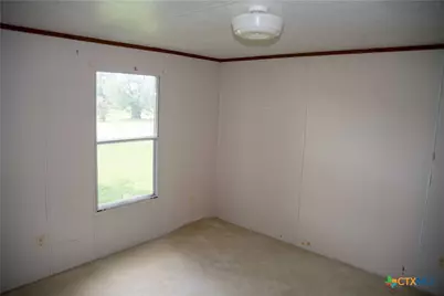 102 Harrison Street, Victoria, TX 77904 - Photo 5