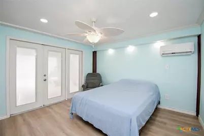 2116 W Bayshore Drive, Palacios, TX 77465 - Photo 39