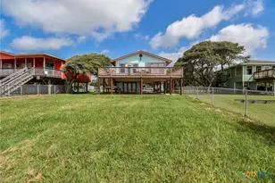 2116 W Bayshore Dr, Palacios, TX 77465 - Photo 47