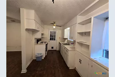 905 Willow Brook Street, Copperas Cove, TX 76522 - Photo 3