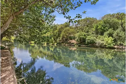 101 E Edgewater Terrace, New Braunfels, TX 78130 - Photo 3