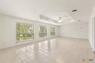 101 E Edgewater Terrace, New Braunfels, TX 78130 - Photo 7