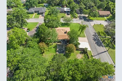 400 Downing Street, Belton, TX 76513 - Photo 43