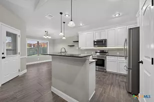 8301 Salt Mill Hollow Dr, Temple, TX 76502 - Photo 7