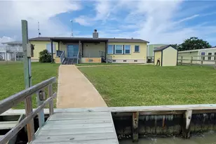 1341 Swan Point Rd, Seadrift, TX 77983 - Photo 7
