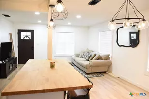 358 N Herbert St, Bloomington, TX 77951 - Photo 7