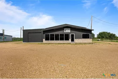 2507 West Loop, El Campo, TX 77437 - Photo 1