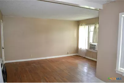 2004 Navidad Street, Victoria, TX 77901 - Photo 5