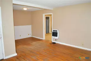 2004 Navidad St, Victoria, TX 77901 - Photo 7