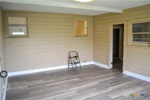 2004 Navidad St, Victoria, TX 77901 - Photo 17