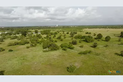 000 Briggs Boulevard, Victoria, TX 77904 - Photo 11