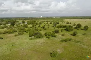 000 Briggs Blvd, Victoria, TX 77904 - Photo 11