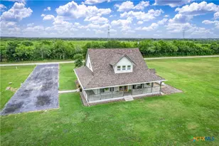 227 Ski Plex Dr, Seguin, TX 78155 - Photo 37