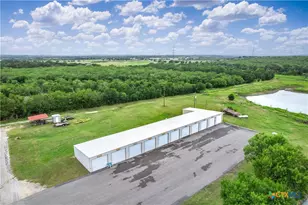 227 Ski Plex Dr, Seguin, TX 78155 - Photo 45