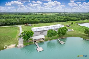 227 Ski Plex Dr, Seguin, TX 78155 - Photo 41