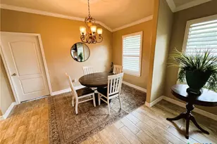 207 Secretariat Dr, Victoria, TX 77901 - Photo 11