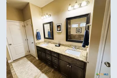 207 Secretariat Drive, Victoria, TX 77901 - Photo 17
