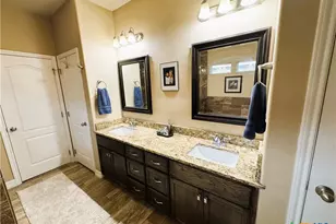 207 Secretariat Dr, Victoria, TX 77901 - Photo 17