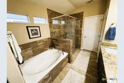 207 Secretariat Drive, Victoria, TX 77901 - Photo 19