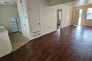 102 E Avenue A, Copperas Cove, TX 76522 - Photo 5