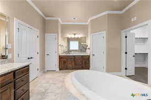 12 Lago Verde Ln, Belton, TX 76513 - Photo 11