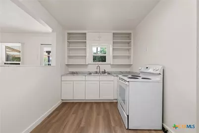401 S Kings Trail, Little River Academy, TX 76554 - Photo 11