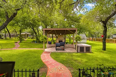 300 Cibolo Ridge Drive, La Vernia, TX 78121 - Photo 1