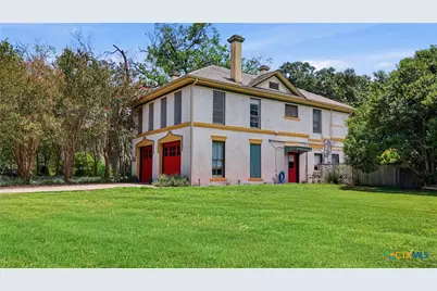 723 Saint James Street, Gonzales, TX 78629 - Photo 7
