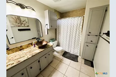 216 Sparrow Lane, Victoria, TX 77905 - Photo 13