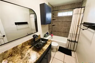 216 Sparrow Ln, Victoria, TX 77905 - Photo 39
