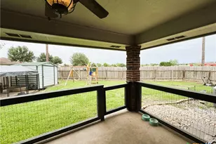 216 Sparrow Ln, Victoria, TX 77905 - Photo 41
