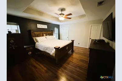 216 Sparrow Lane, Victoria, TX 77905 - Photo 11