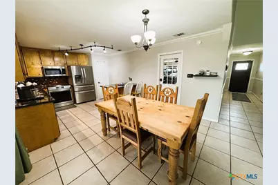 216 Sparrow Lane, Victoria, TX 77905 - Photo 9