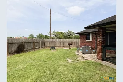216 Sparrow Lane, Victoria, TX 77905 - Photo 35