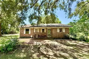 250 Robertson St, Lolita, TX 77971 - Photo 1