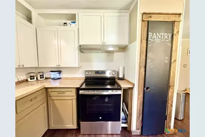250 Robertson Street, Lolita, TX 77971 - Photo 13
