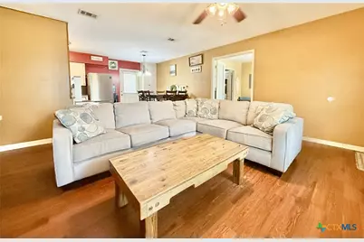 203 W Koether Street, Shiner, TX 77984 - Photo 7
